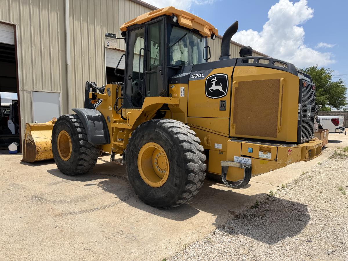 2019 John Deere 524L