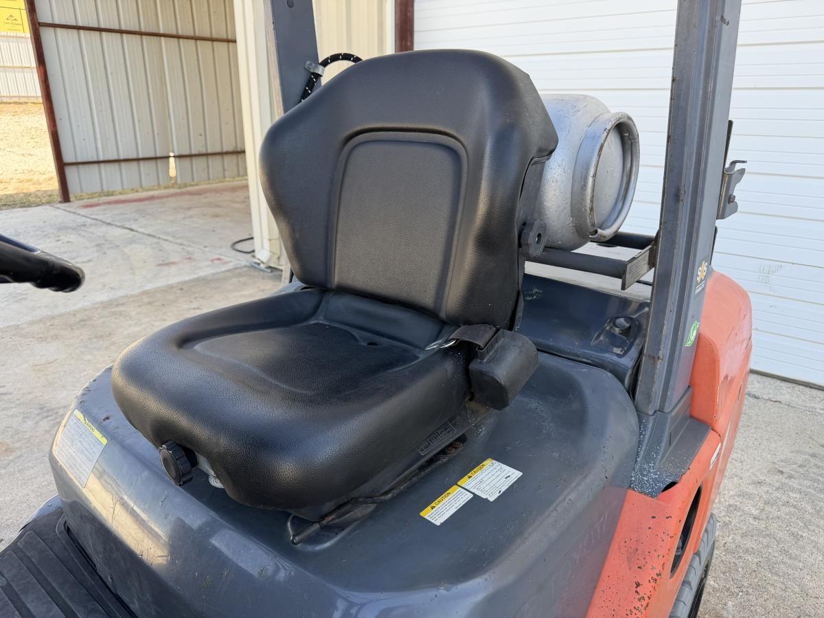 2020 Toyota 8FGU30 Forklift