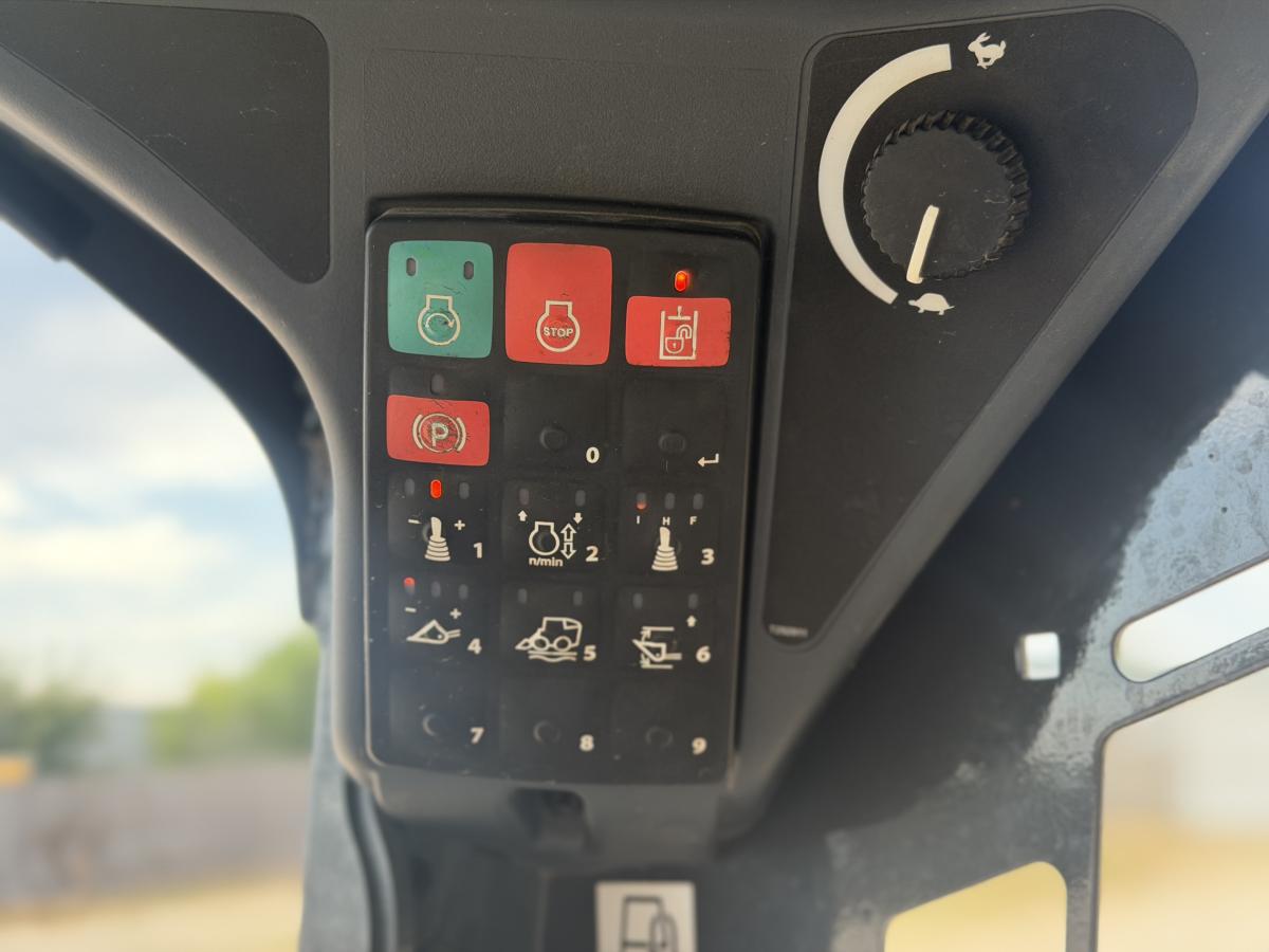 2023 John Deere 325G Compact Track Loader
