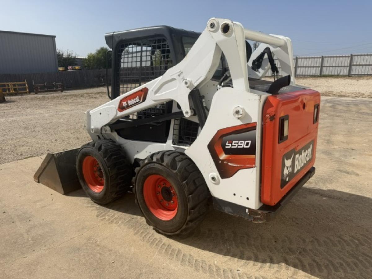 2022 Bobcat S590 Skid Steer Loader