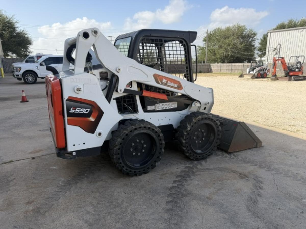 2023 Bobcat S590 Skid Steer Loader