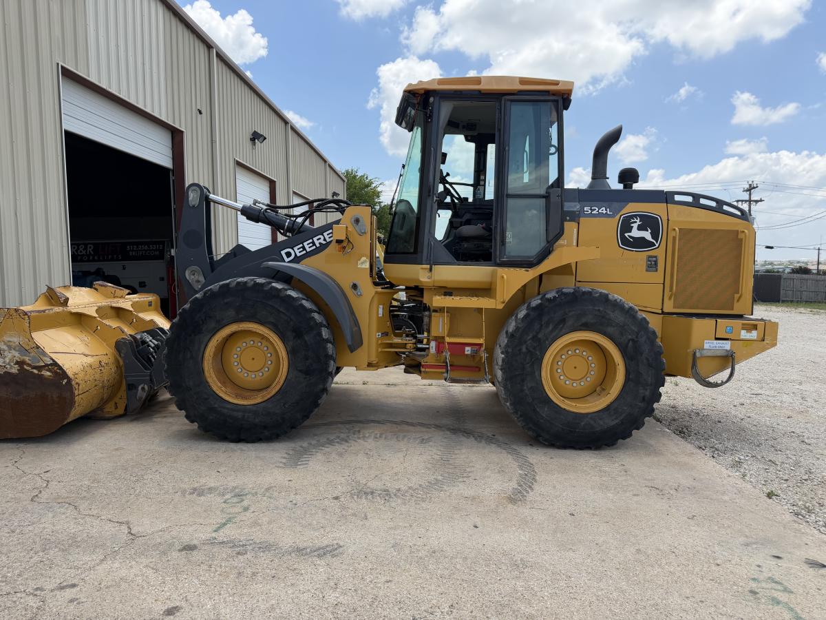 2019 John Deere 524L